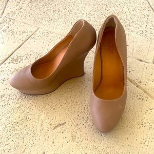 Wedge platform L.A.M.B. Size 9.5 tan leather